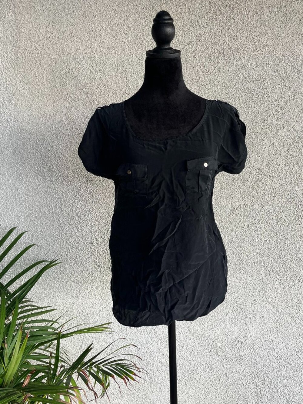 Black shirt